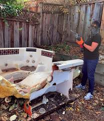 Best Garage Cleanout  in Viola, IL